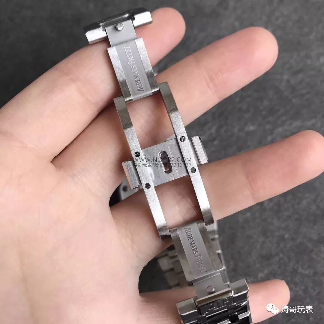 JF Factory Audemars Piguet AP15400 Royal Oak serisi mavi kadran V5 en üst versiyon replika saat incelemesi — detayları yakınlaştırınca nasıl? İlk bakışta sahte belli olur mu? — 14. fotoğraf