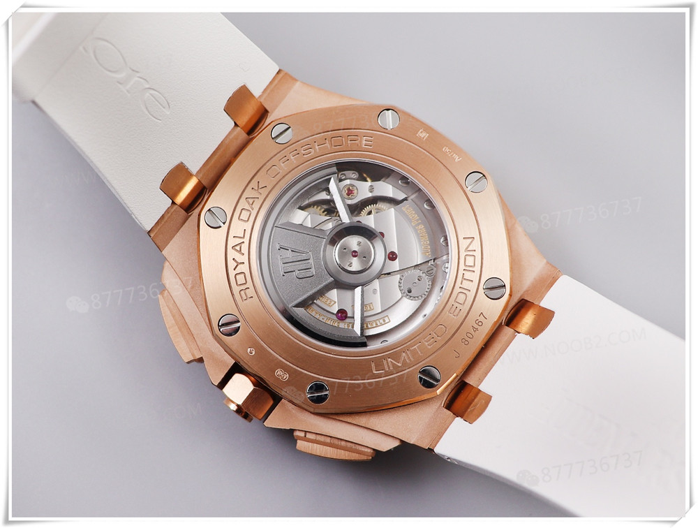 JF Factory V2 versiyonu Audemars Piguet 26408 Royal Oak Offshore, rose gold kasa ve beyaz kadran: işçilik gerçekten iyi mi? — 8. fotoğraf