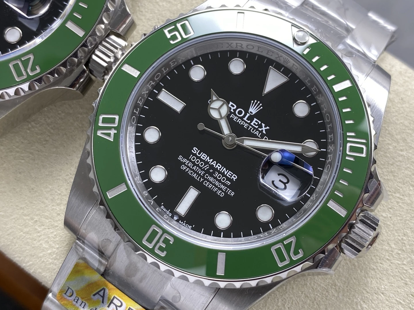 Karşılaştırmalı İnceleme: Rolex Submariner 41 mm 126610 LV Kermit ARF — 6. fotoğraf