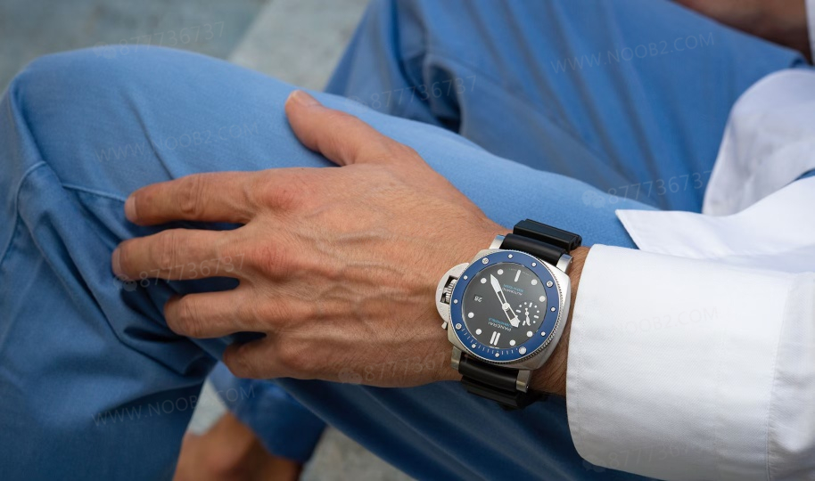 Küçük Kasa Çaplı Panerai: VS Factory 1209 Küçük Mavi Hayalet 42 mm Seramik Bezelli Saat — 11. fotoğraf