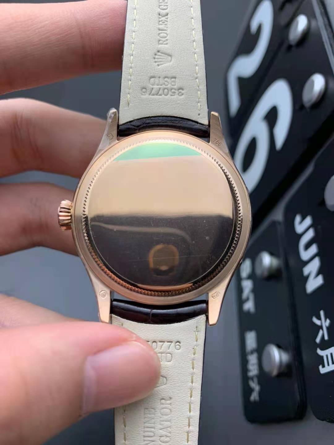 Rolex Cellini 50535 Kasa Arkası
