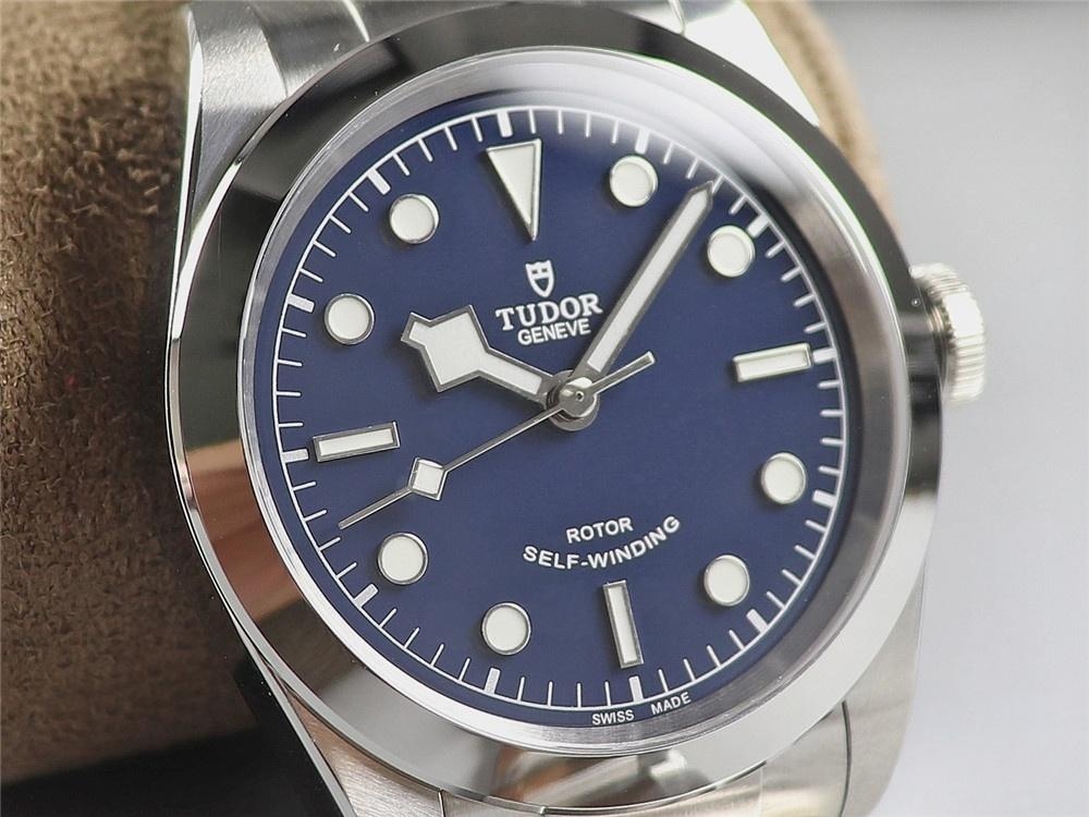 LF Factory Tudor Black Bay 79540: Black Bay 41 mm V2 versiyonunun işçiliği nasıl? — 9. fotoğraf