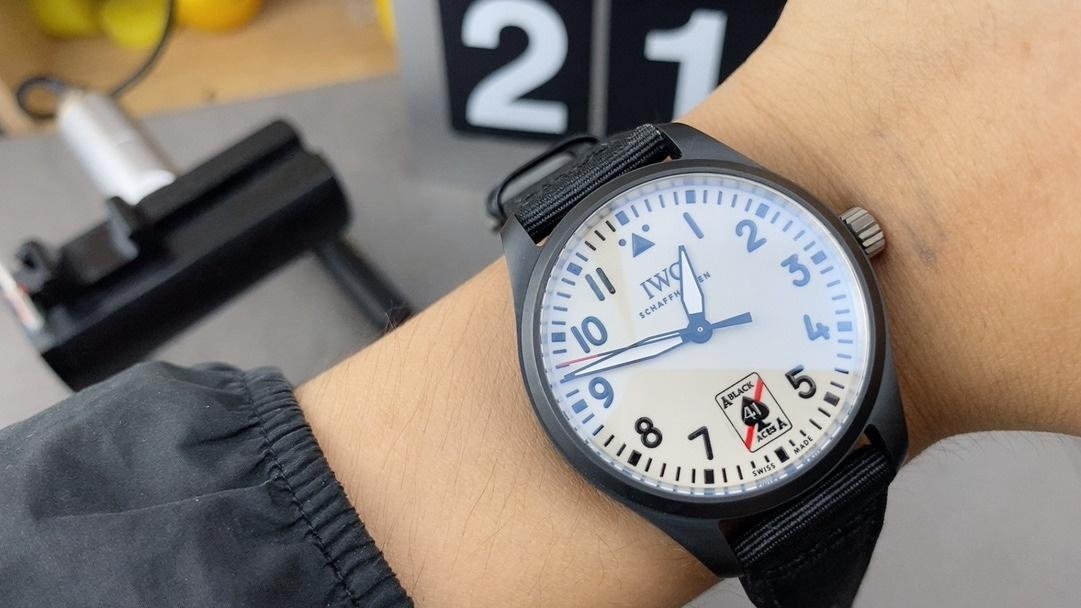 M+ fabrikası IWC Maça Ası 41. Yıl V2 versiyonu güçlü lume özelliğiyle alınmaya değer mi? — 4. fotoğraf