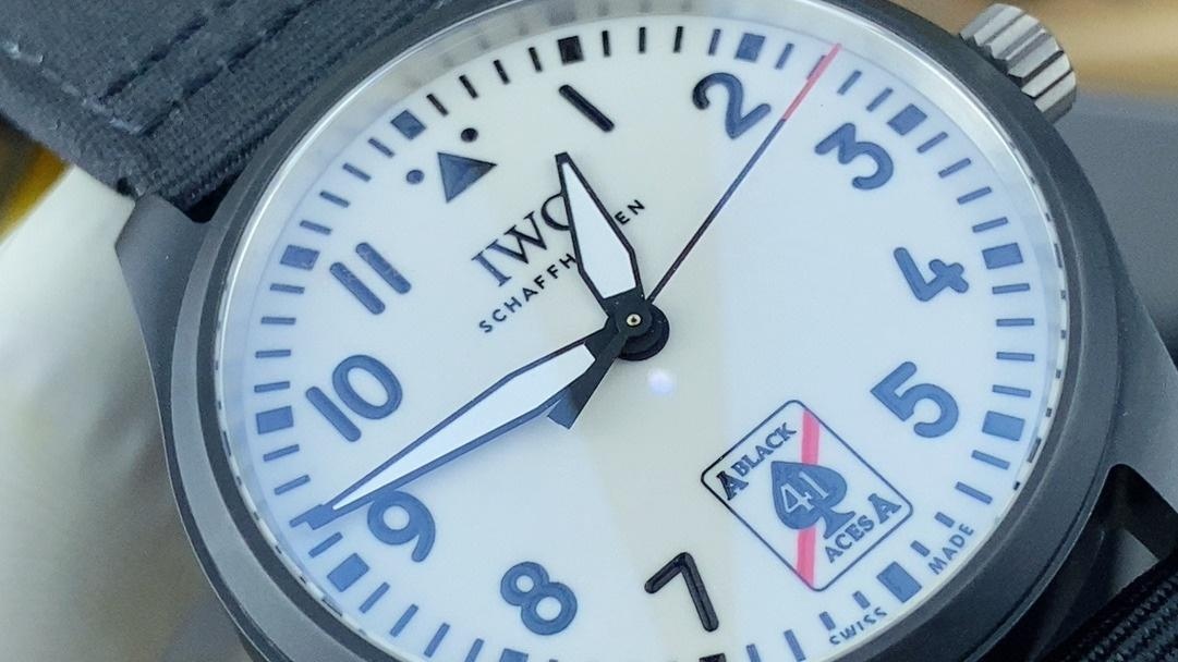M+ fabrikası IWC Maça Ası 41. Yıl V2 versiyonu güçlü lume özelliğiyle alınmaya değer mi? — 6. fotoğraf