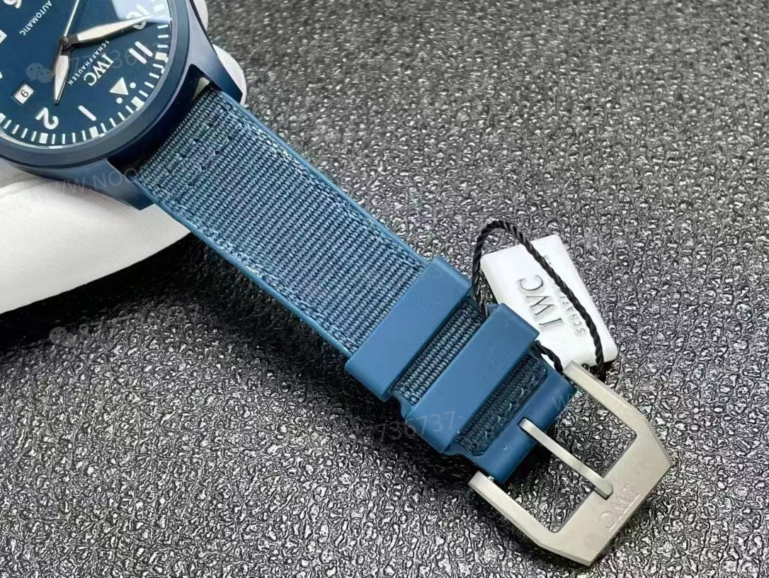M+ fabrikası IWC Mark 18 IW328101 mavi seramik işçiliği nasıl? — 7. fotoğraf
