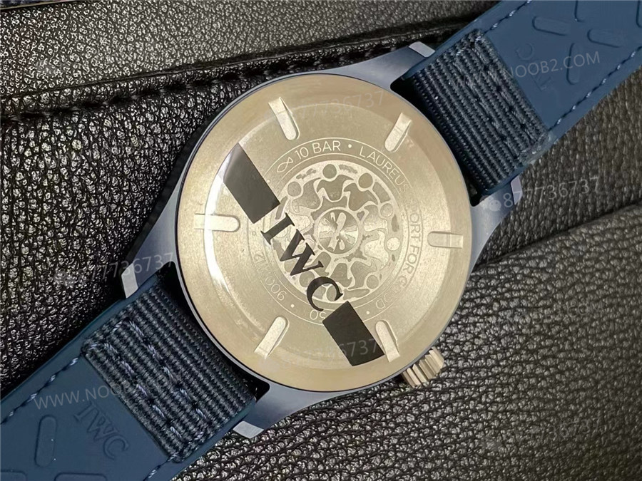 M+ Fabrikası IWC Mark XVIII Mavi Seramik Güncellenmiş V2 Merkez Eksen Versiyonu — 6. fotoğraf