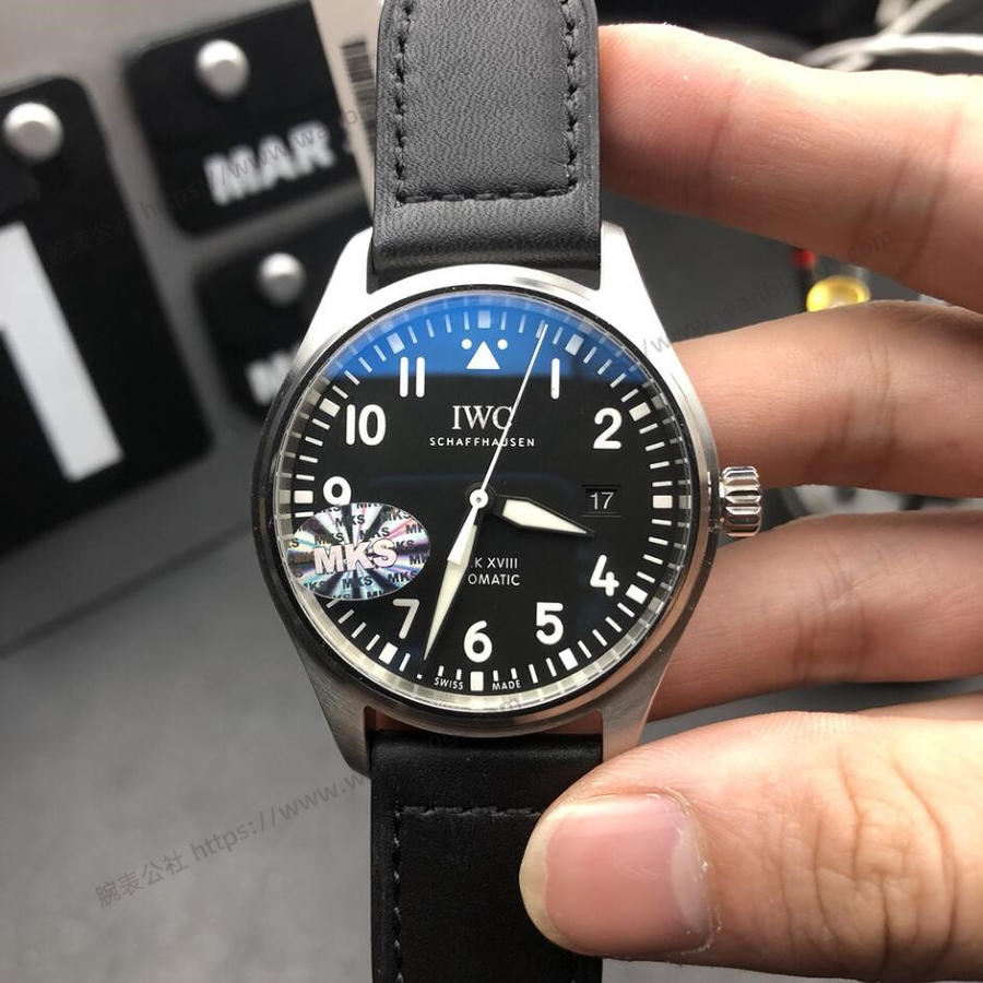 MKS Factory IWC Mark XVIII saatine yakından bakış — 3. fotoğraf