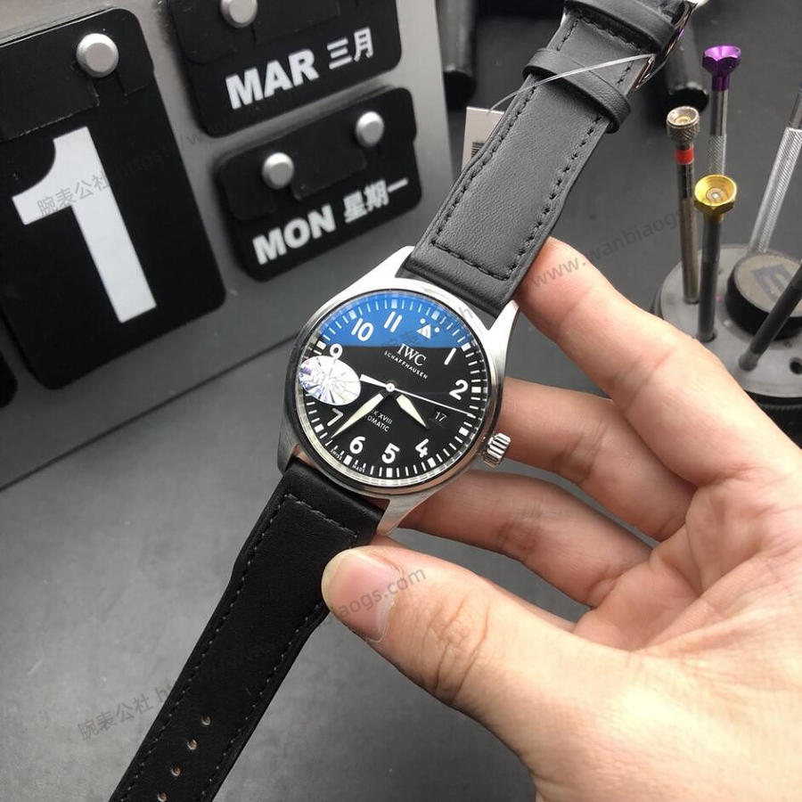 MKS Factory IWC Mark XVIII saatine yakından bakış — 6. fotoğraf