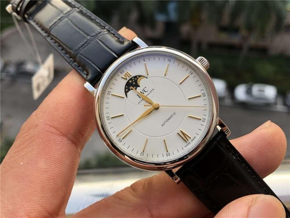 MKS Factory IWC Portofino Ay Evresi «Özel Üretim 35800 Mekanizma» İşçilik İncelemesi — 8. fotoğraf