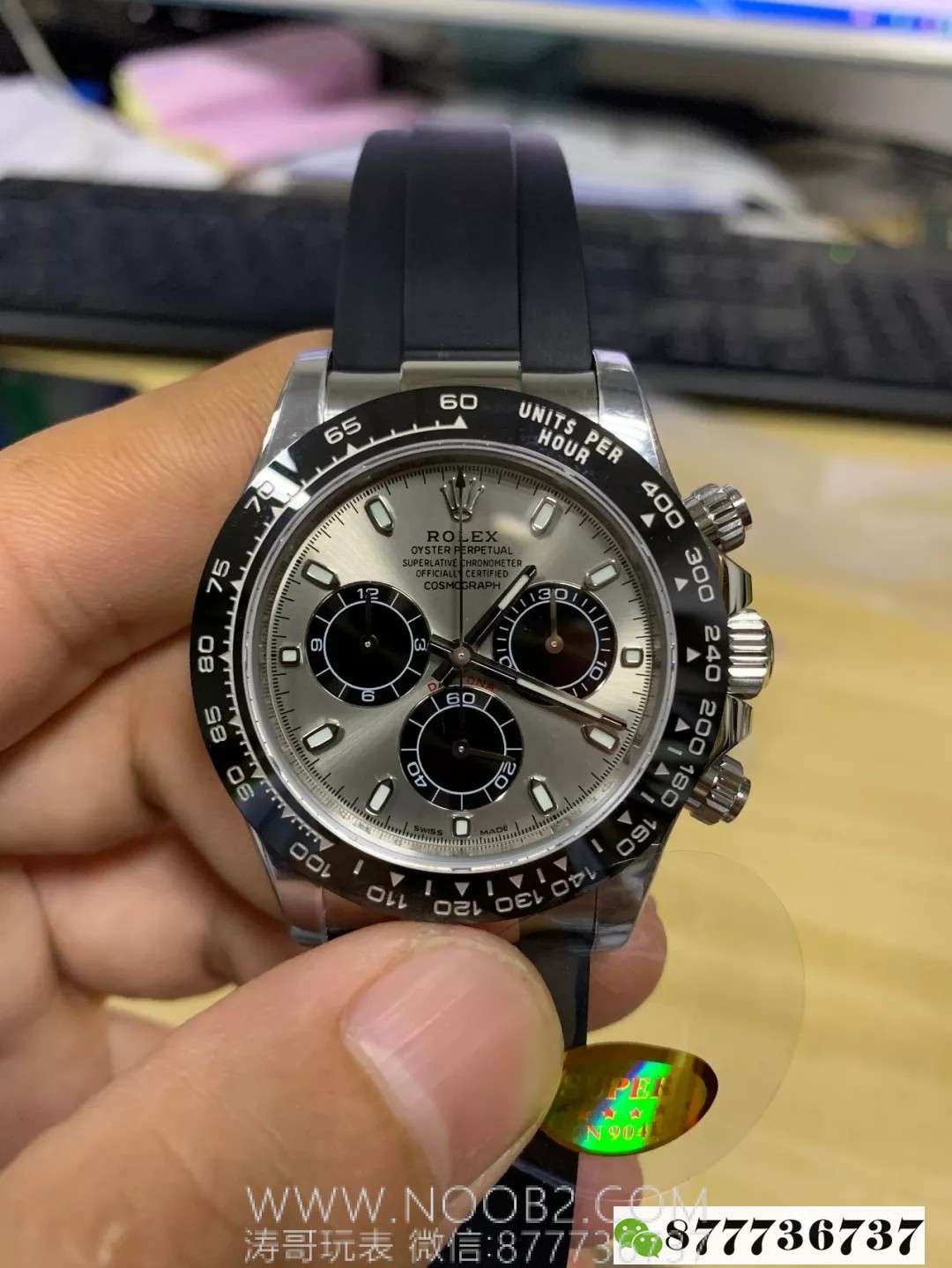 N Factory Rolex 4130 Daytona beyaz altın modelinin yepyeni V3 versiyonu "gri kadranlı panda Daytona" replika saatinde hangi noktalar geliştirildi? — 1. fotoğraf