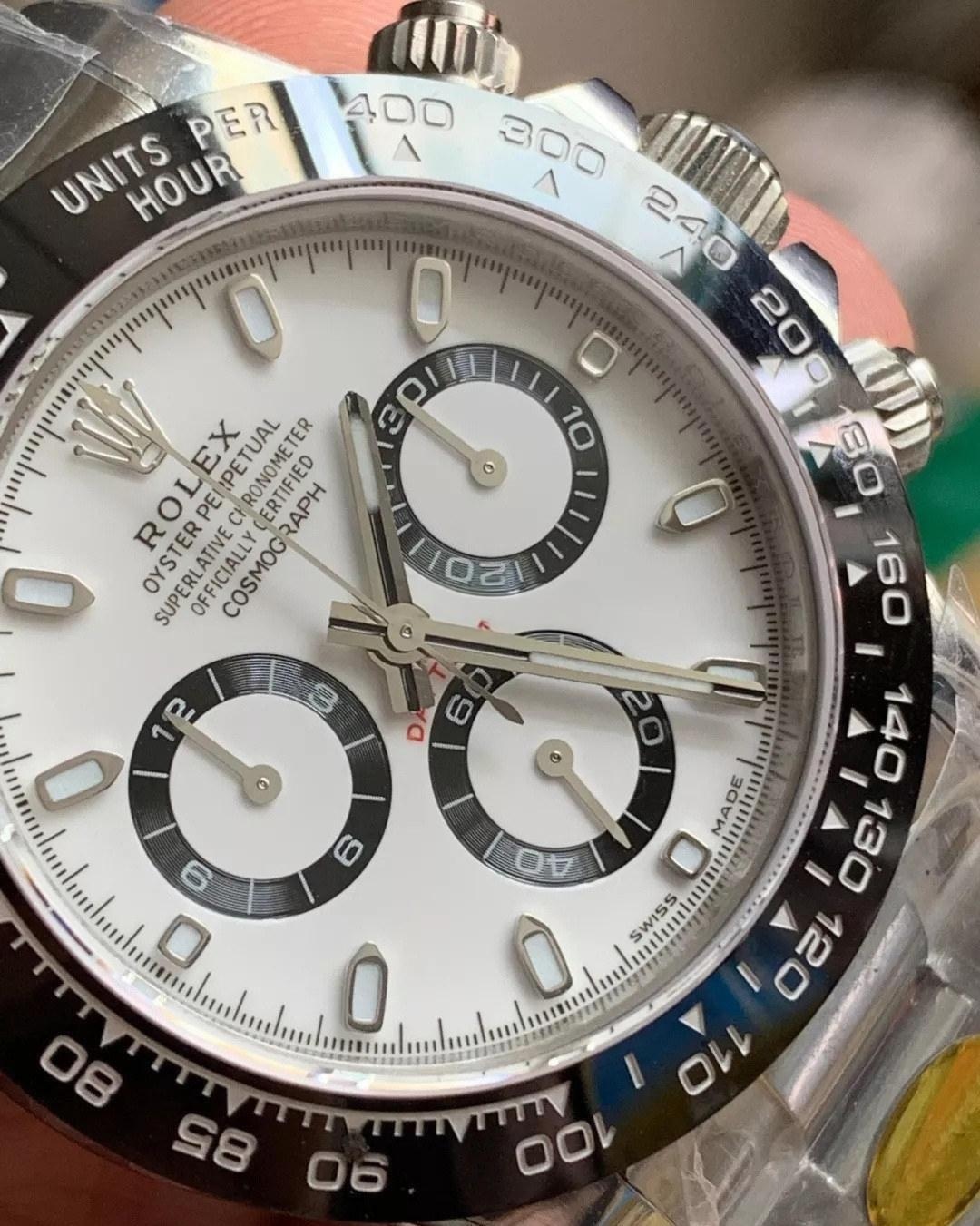 N Factory V2 Versiyonu Rolex Daytona Panda: 904 Çelik, 4130 Mekanizma ve Göze Daha Hoş Gelen Tali Kadranlar — 7. fotoğraf