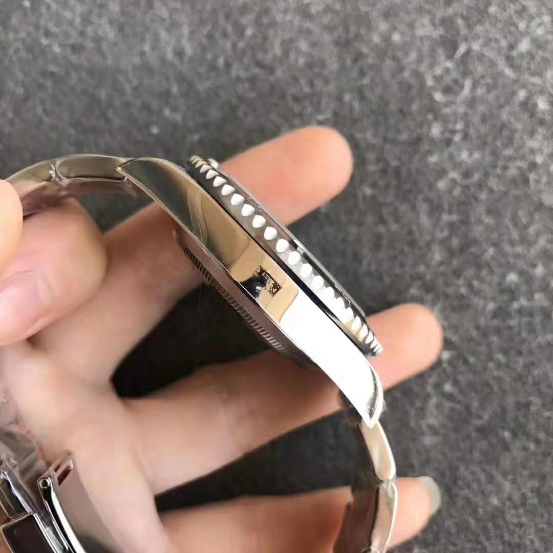 Rolex Submariner 114060 Kasa