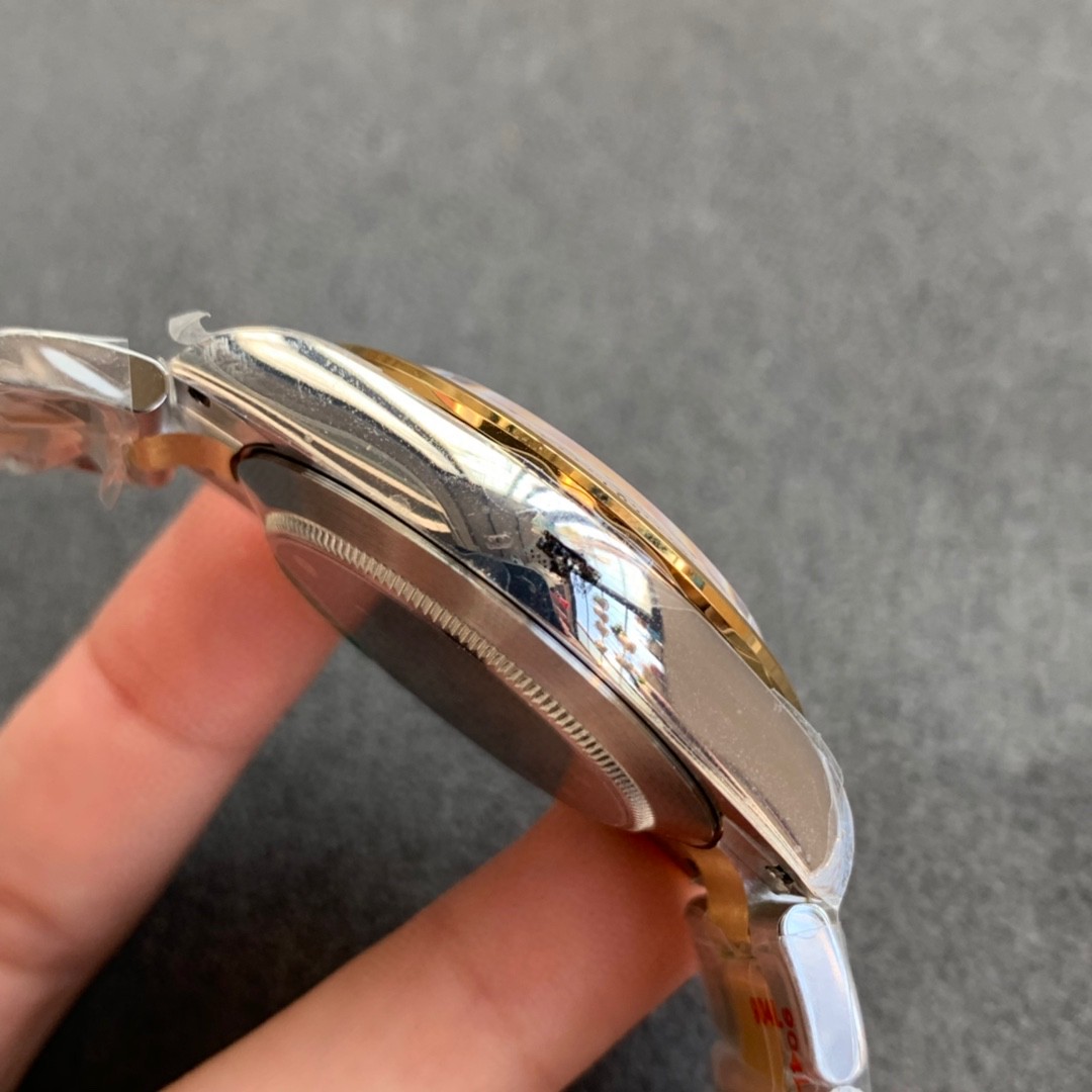 Noob fabrikasından yeni altın/çelik Daytona saatleri — 8. fotoğraf