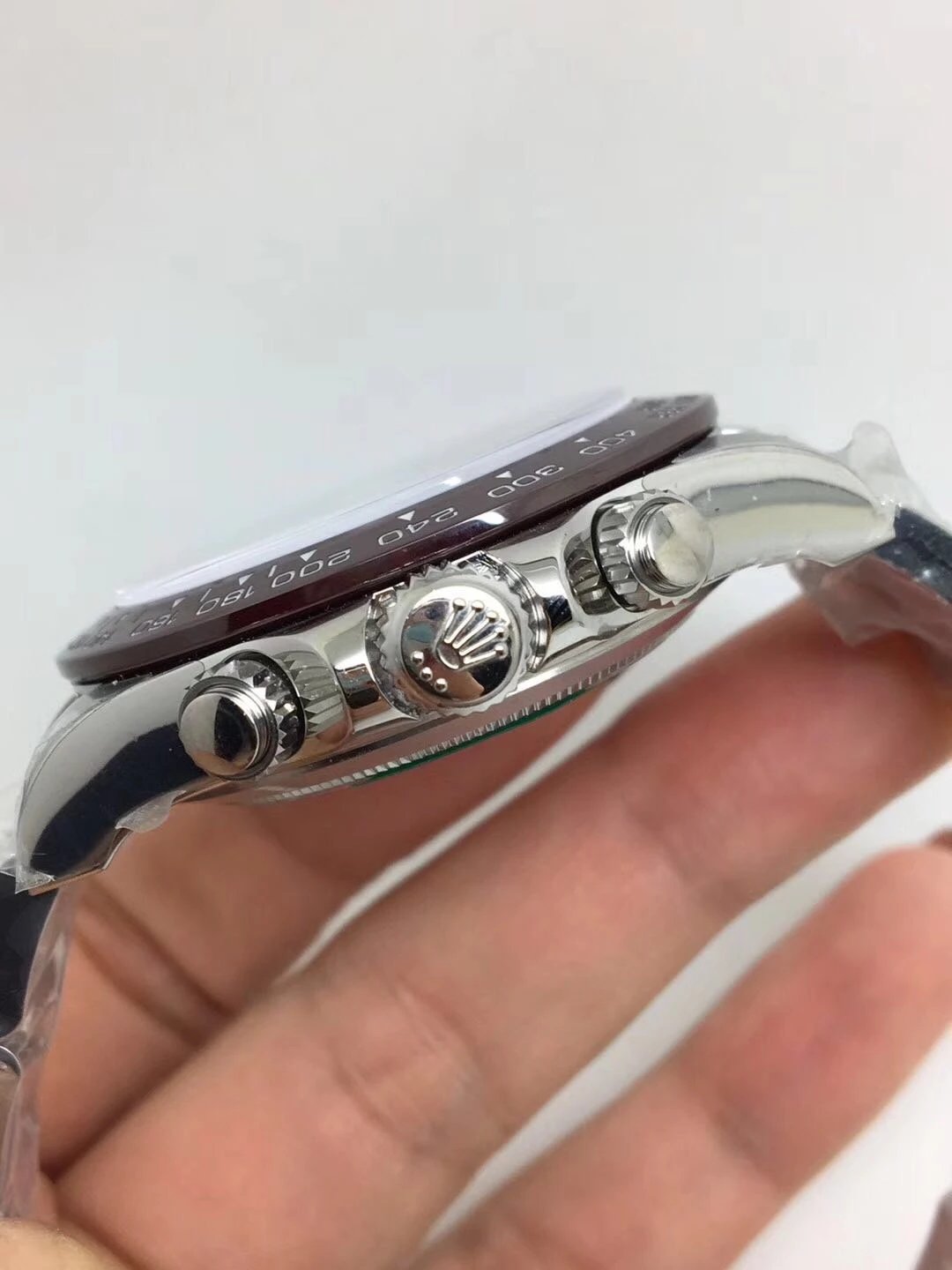 Replika Rolex Daytona Buz Mavisi Kurma Kolu