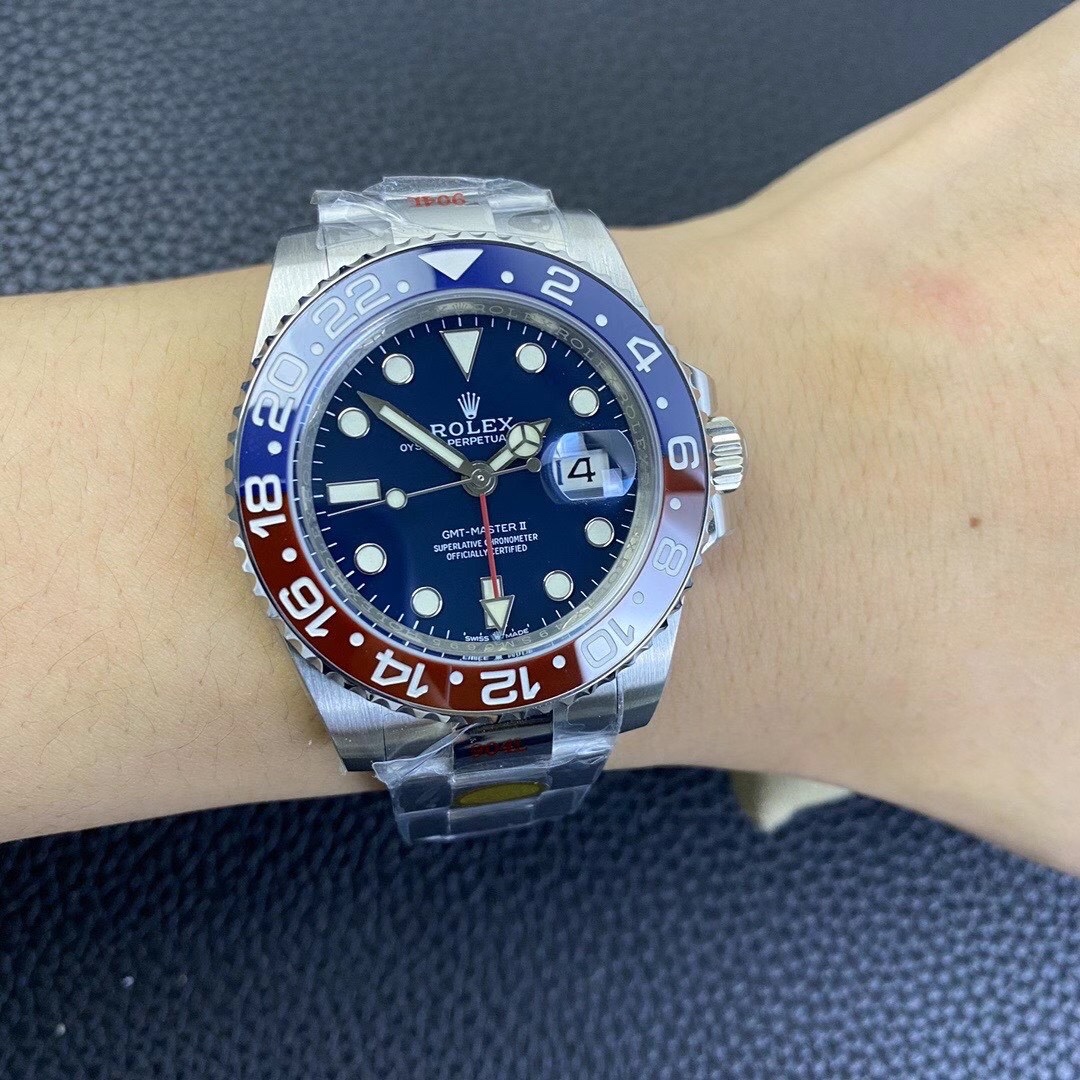Rolex GMT-Master 126719 Kol Üstü Çekim