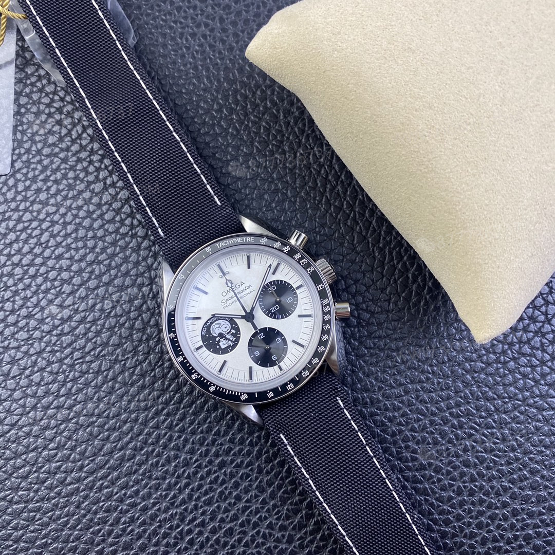 OM Factory Omega Speedmaster Snoopy 50. Yıl Modelinin İşçiliğine Kısa Bir Bakış — 4. fotoğraf