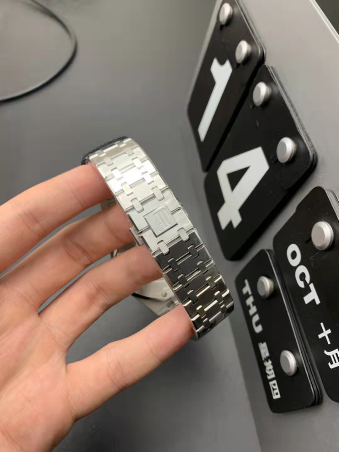 Audemars Piguet Royal Oak Kronograf Beyaz Bilezik