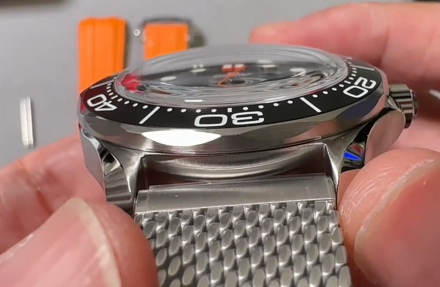 Omega Seamaster Turuncu Cam
