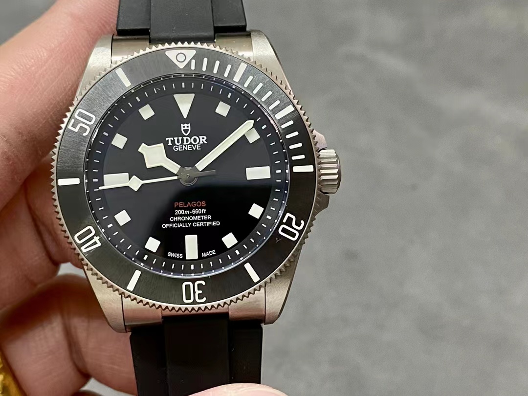 Replika Tudor Pelagos 39mm