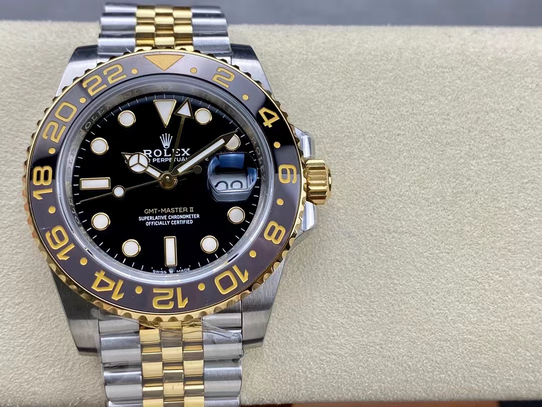 Replika Rolex GMT-Master II 126713GRNR