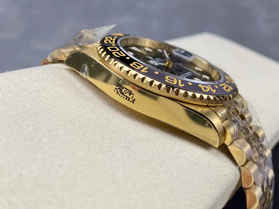 Rolex GMT-Master II 126718GRNR Kasa