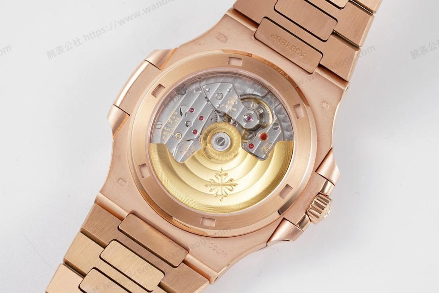 PPF Factory Patek Philippe Nautilus Sport Elegance Serisi 5711R-001 Roze Altın Elmas Taşlı İnceleme — 7. fotoğraf