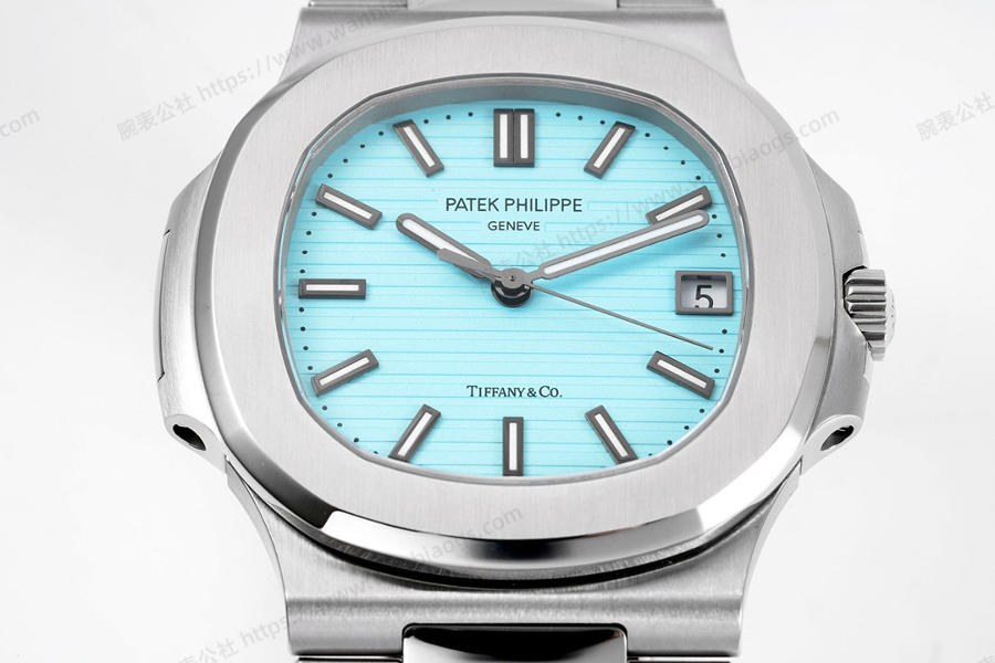 PPF Factory Patek Philippe ve Tiffany & Co. iş birliğinin 170. yılına özel Nautilus 5711 birliktelik modelinin incelemesi — 3. fotoğraf