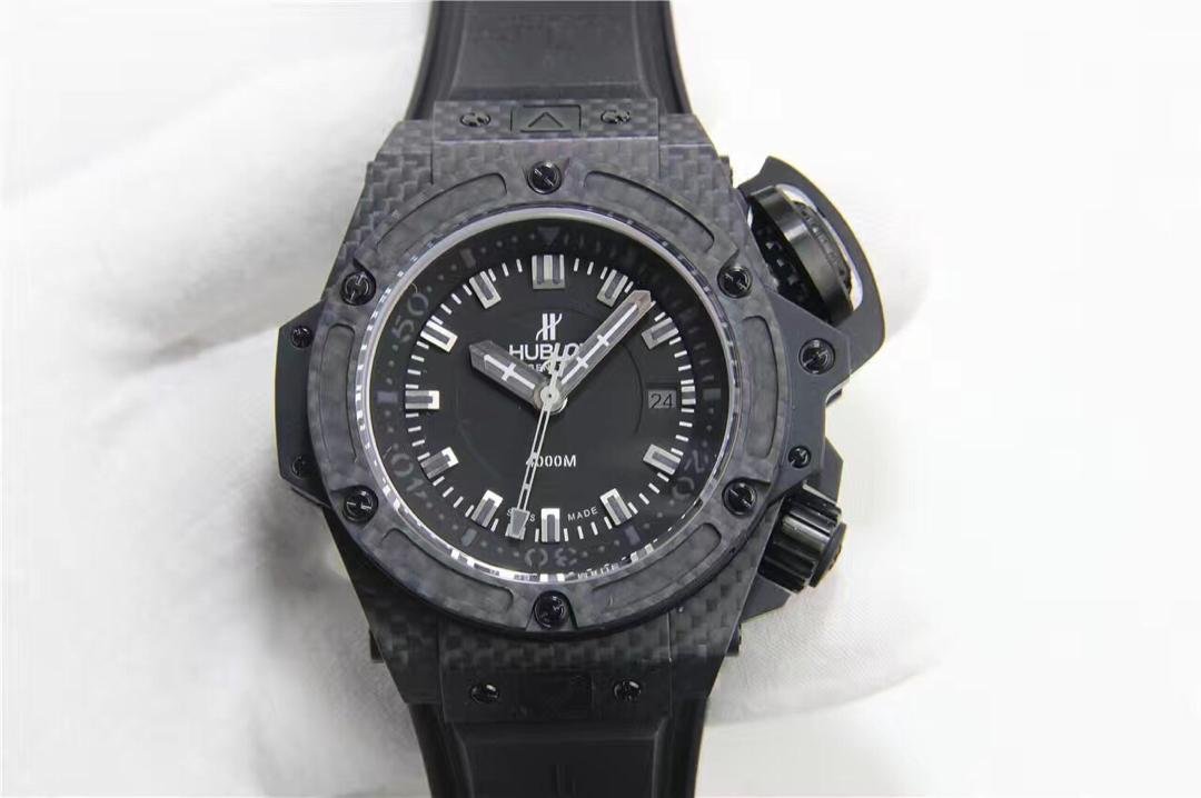 Replika Hublot King Power 4000M