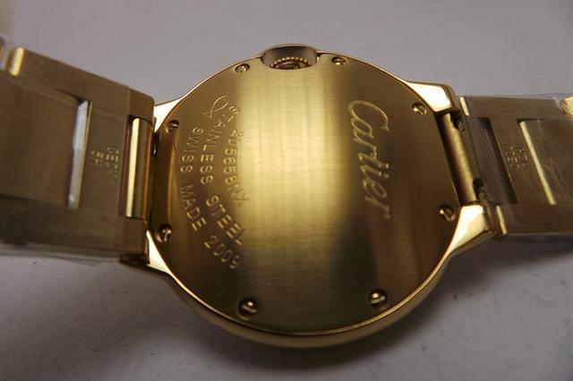 Cartier Ballon Bleu Kasa Arkası
