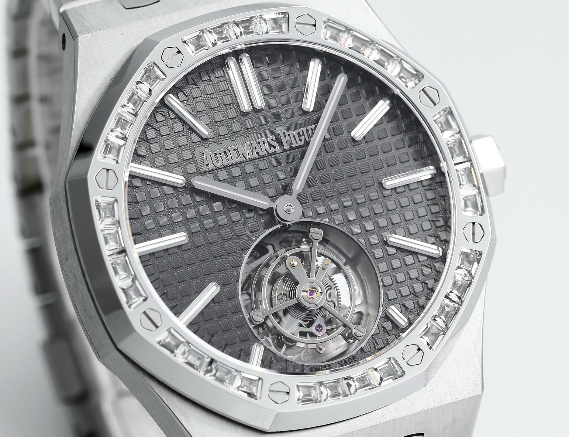 Replika dünyasının zirve yapımı! BBS Factory 2025 gururla sunar — Audemars Piguet Royal Oak otomatik kurulumlu uçan tourbillon kol saati — 76. fotoğraf