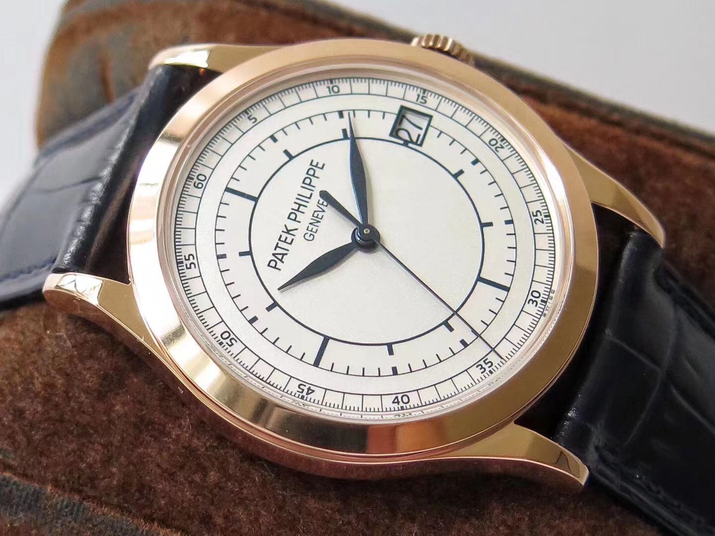 Patek Philippe 5296R Beyaz Kadran