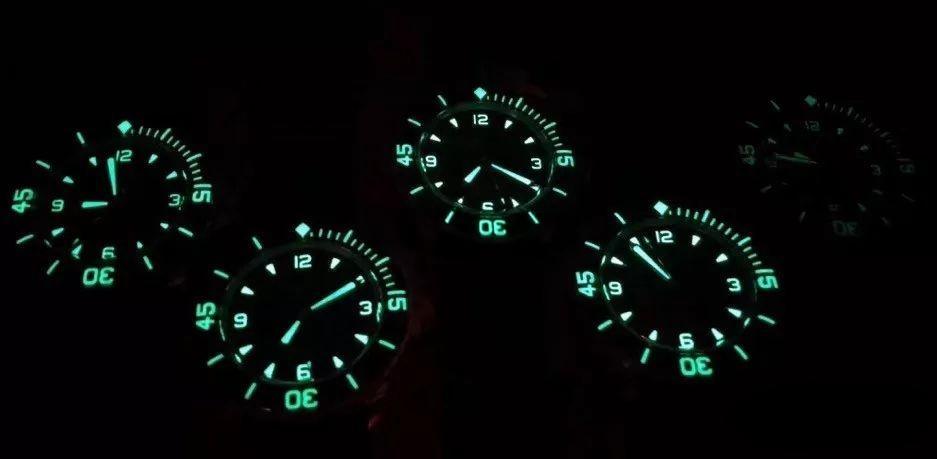 Replika saat ZF Factory Blancpain yeni Fifty Fathoms Black Vader söküm ve orijinalle karşılaştırmalı inceleme: ilk bakışta belli olur mu? — 21. fotoğraf