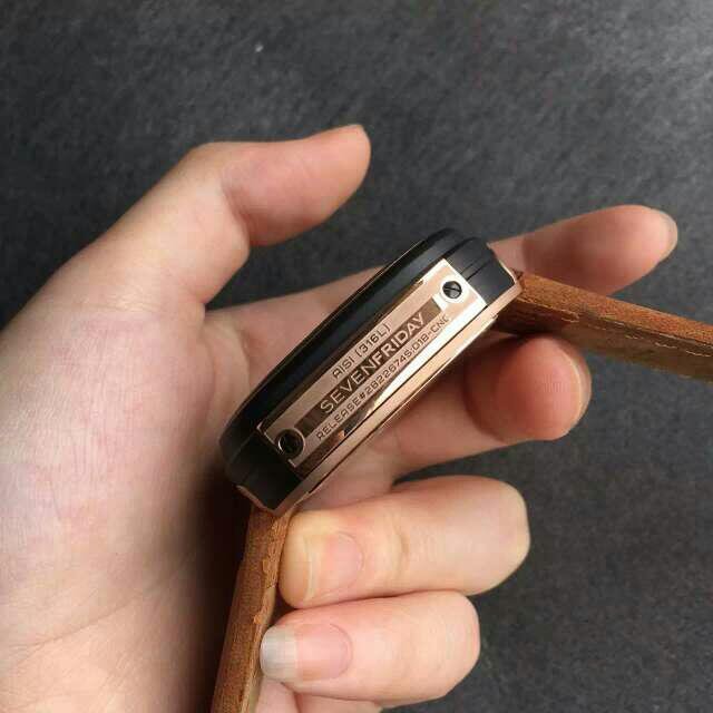 SevenFriday Kasa Gravür