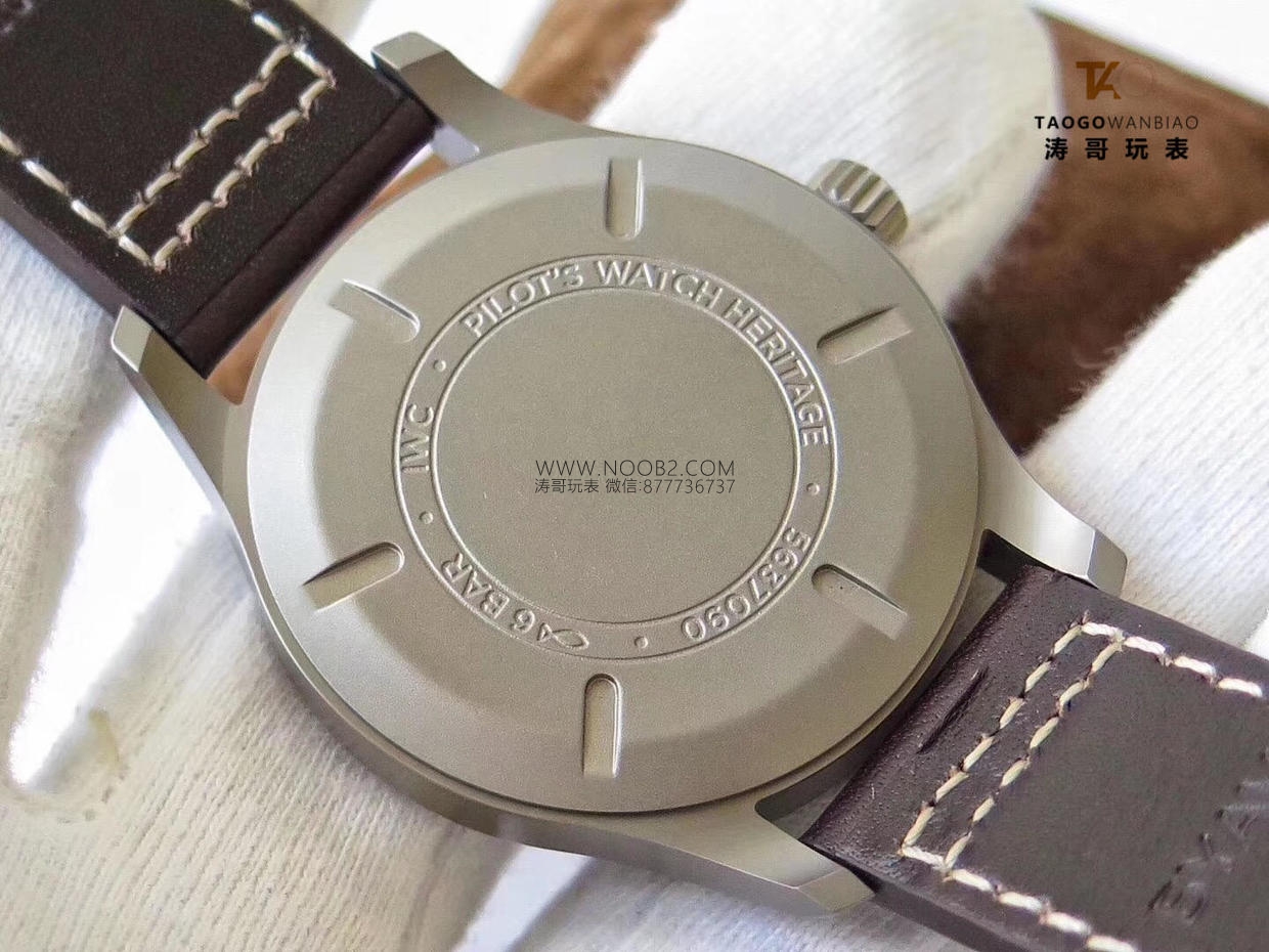 Retro titanyum GS Factory IWC Pilot serisi Mark 18 IW327006 saatinin orijinalle karşılaştırmalı incelemesi — 14. fotoğraf
