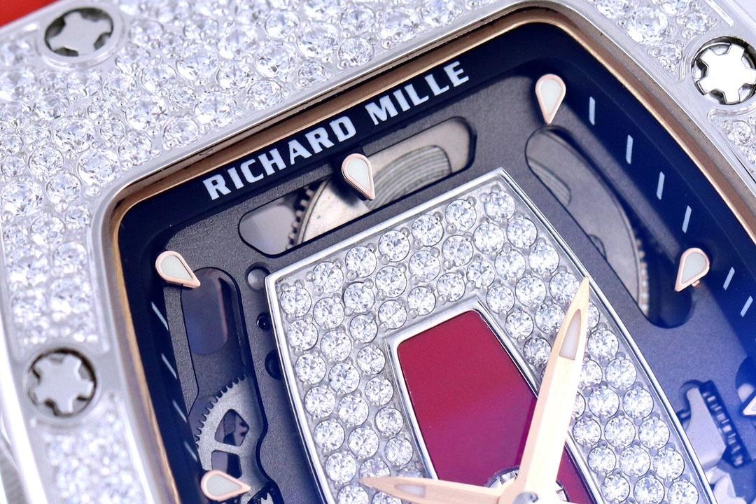 [Richard Mille RM07-1 Kırmızı Dudak - Siyah Dudak Serisi-Bilekte Açan Mekanik Gül] — 24. fotoğraf