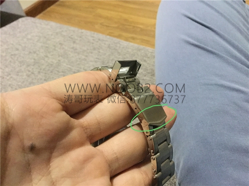 Saat dostumuzun paylaşımı: ZF Factory Tudor Black Bay kırmızı-mavi cola bezel M79830 Greenwich GMT Basel World 2018 replika saat - orijinal karşılaştırmalı incelemesi — 22. fotoğraf