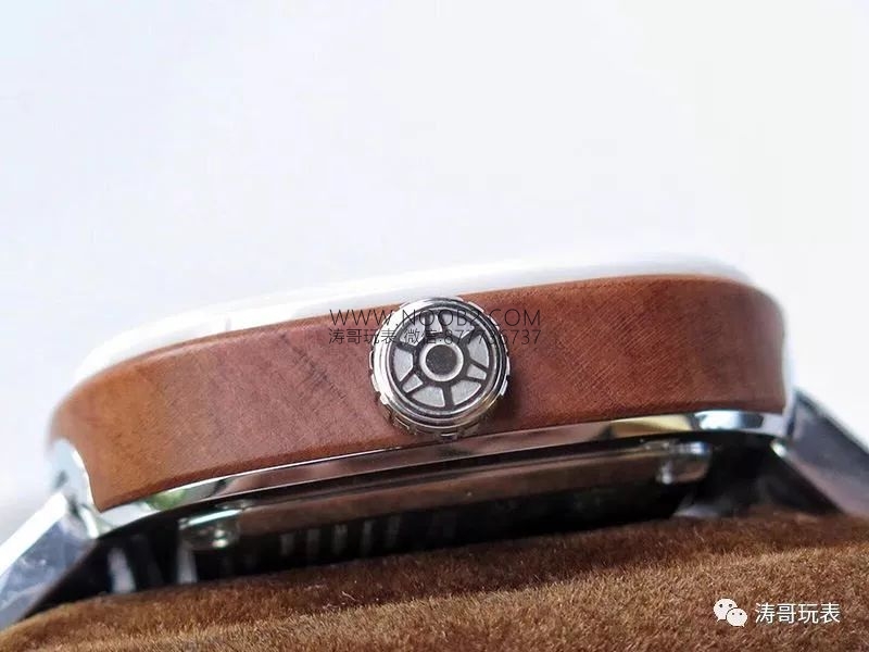 SevenFriday sakura gerçek-replika karşılaştırmalı incelemesi: SV Factory SevenFriday Tokyo Limited Edition P1B/03 replika saat nasıl? — 14. fotoğraf