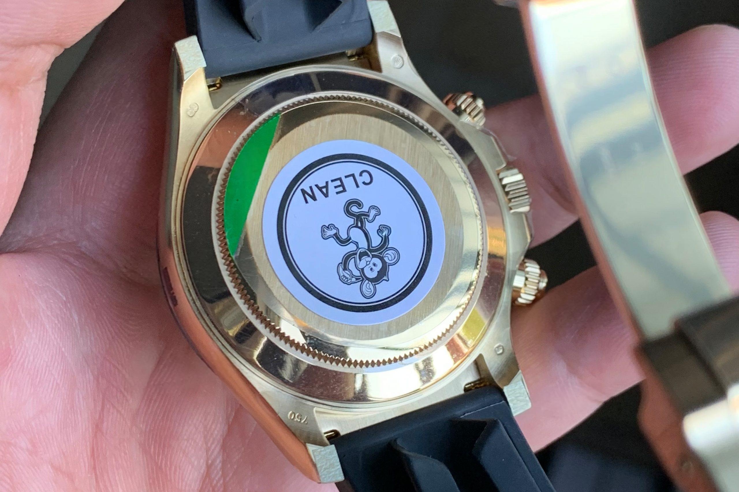 Shawn Yue'nin taktığı Clean Rolex Daytona 116518: altın rengi gerçeğe ne kadar yakın? — 12. fotoğraf
