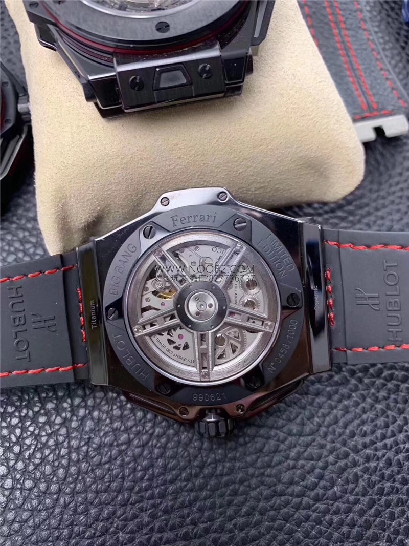 Sınırlı üretim: HBBV6 Factory Hublot Big Bang Ferrari Ceramic F11 serisi 401 replika saat nasıl? — 15. fotoğraf