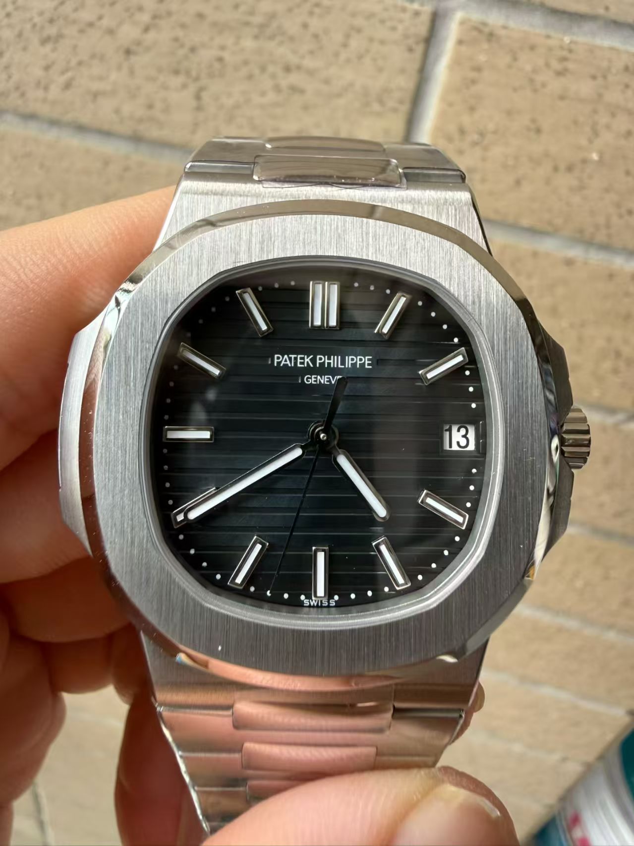 BBF 5712 Nautilus 330