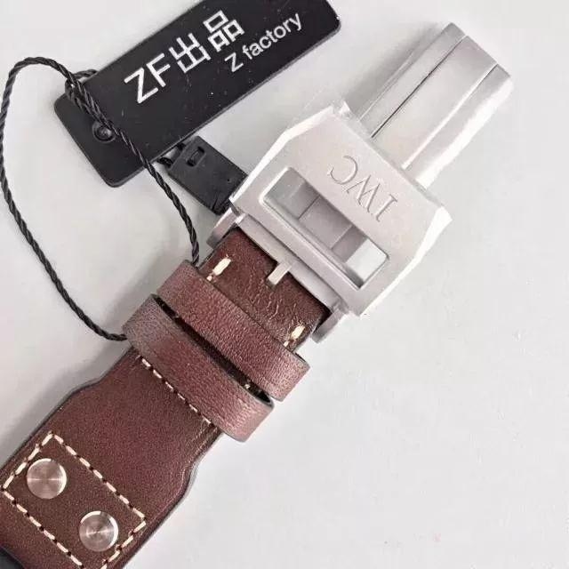 Titanyum Kasalı ZF Factory IWC Pilot Serisi IW501004 Titanyum Big Pilot Gerçek-Replika Karşılaştırma İncelemesi — 18. fotoğraf