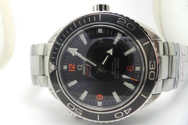 Omega Siyah Kadran