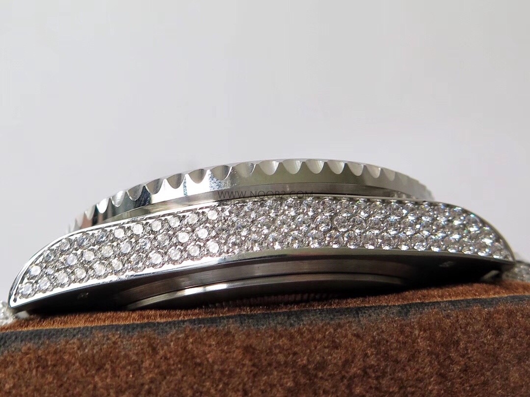 TW Factory Rolex yıldız gökyüzü elmas kaplı özel versiyon replika saat incelemesi — 9. fotoğraf