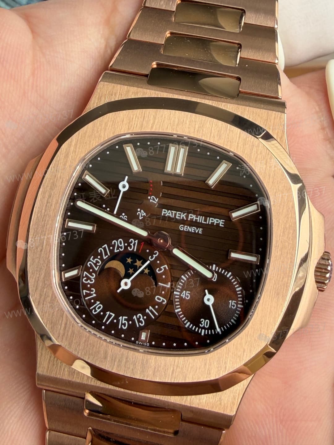 UMI Factory Patek Philippe Nautilus 5712 rose altın, 195 gram ağırlıklı versiyonun kalitesi nasıl? — 6. fotoğraf