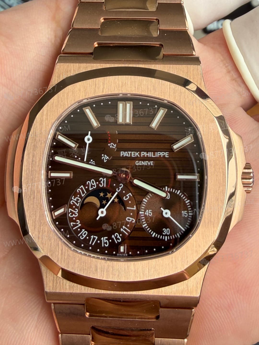 UMI Factory Patek Philippe Nautilus 5712 rose altın, 195 gram ağırlıklı versiyonun kalitesi nasıl? — 7. fotoğraf