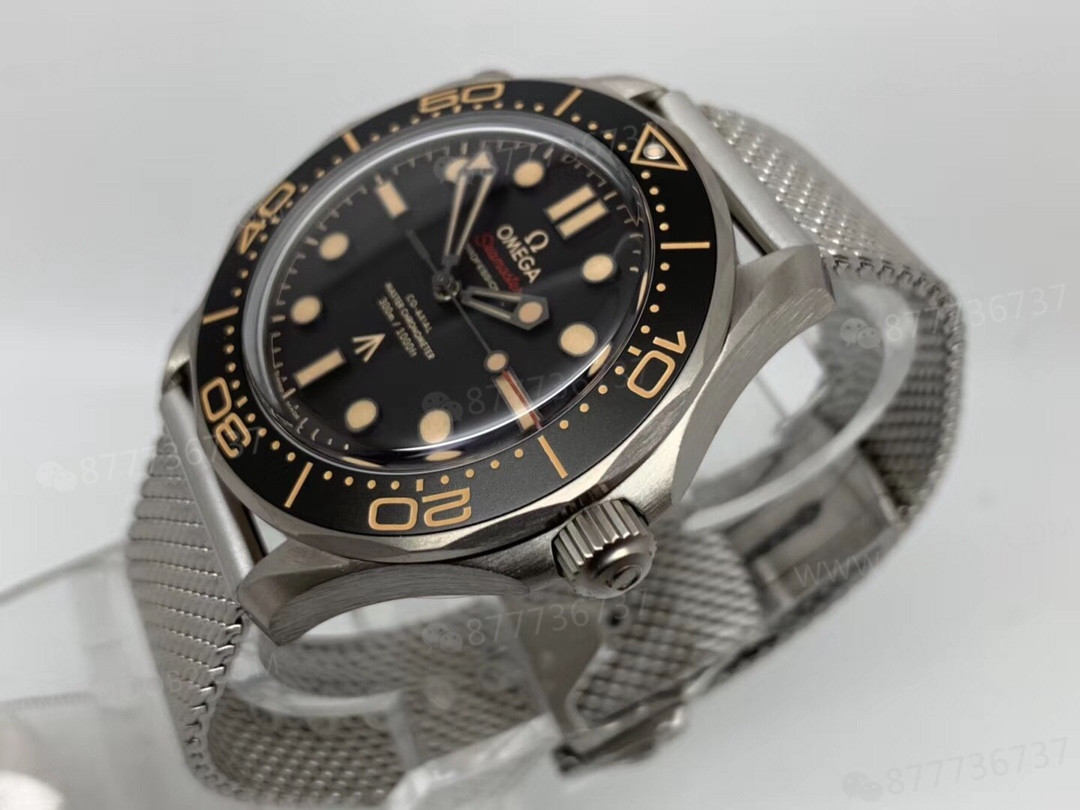 V3 gerçek titanyum kasa yükseltmeli sürüm: VS007 James Bond'un No Time To Die filminde taktığı Omega Seamaster 300M — 6. fotoğraf