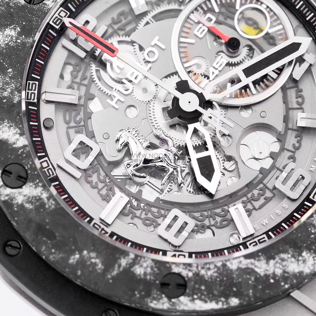 V6 Factory Hublot Big Bang Ferrari Titanium F4 Serisi, Kralların Tacı 401 Fotoğraf İncelemesi — 5. fotoğraf