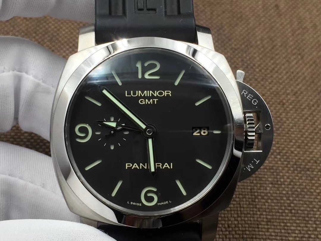 V6 Replika Panerai PAM 320 Safir Cam