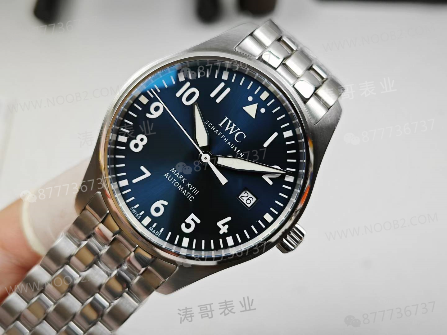 V7 Factory IWC Mark XVIII Le Petit Prince çelik bilezik modeli bir bakışta belli oluyor mu? — 3. fotoğraf
