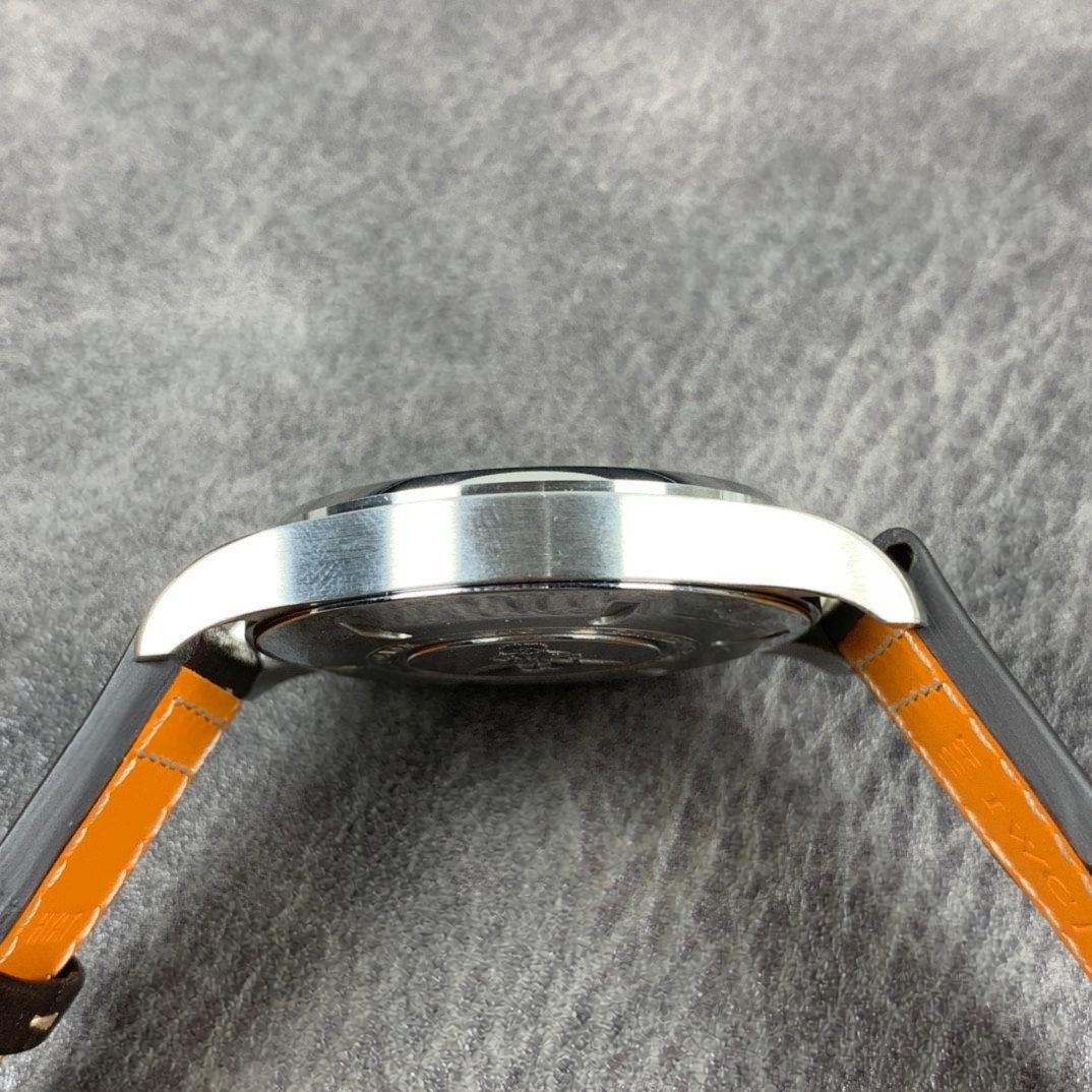 V7 Factory IWC Mark XVIII mavi kadranlı Le Petit Prince V2 versiyonunun kalitesi ve işçiliği nasıl? — 16. fotoğraf